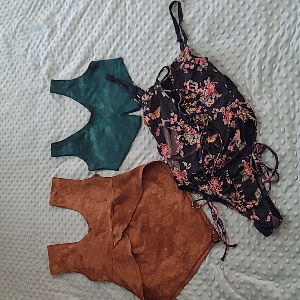 2 Tops & 1 Piece Swimsuit